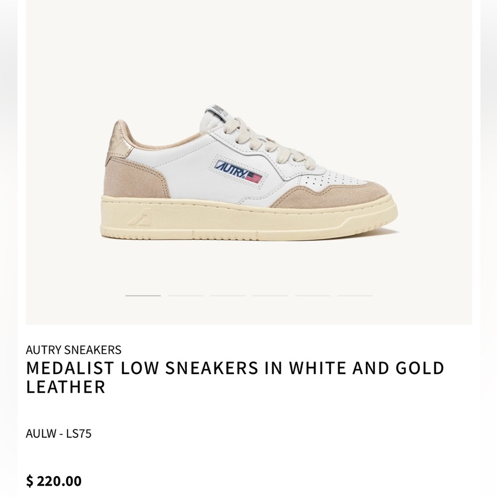 Autry Medalist Low Leather Sneakers